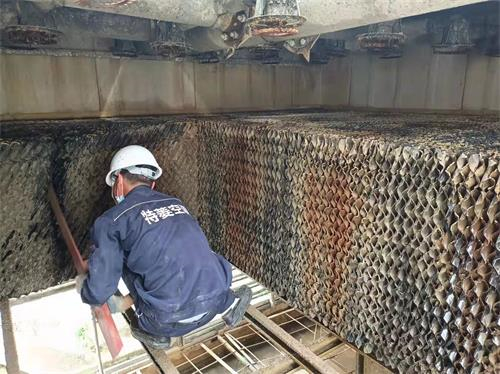 怎樣更換玻璃鋼冷卻塔塔內的填料