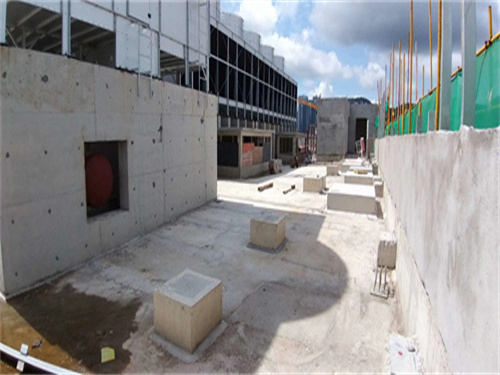 橫流冷卻塔內壁部件打磨工藝處理(橫流式冷卻塔結構)