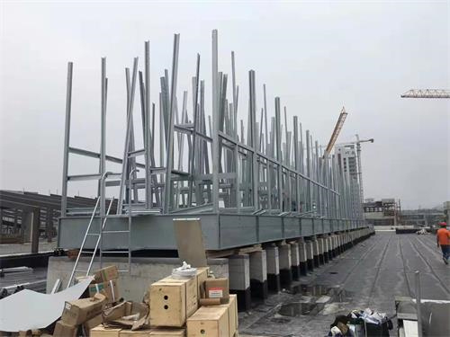 玻璃鋼方形逆流式冷卻塔的組成(河南方形逆流式玻璃